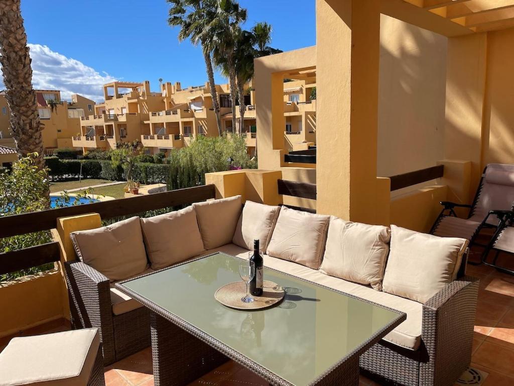 A Stunning 2 Bedroom Apartment 5 Min Walk To The Beautiful Beaches Of Vera Playa Playas de Vera Kültér fotó
